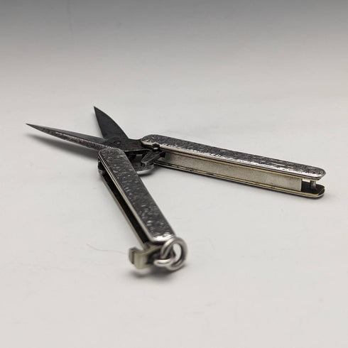 Late 19th Century British Antique Sterling Silver Handle Portable Folding Scissors